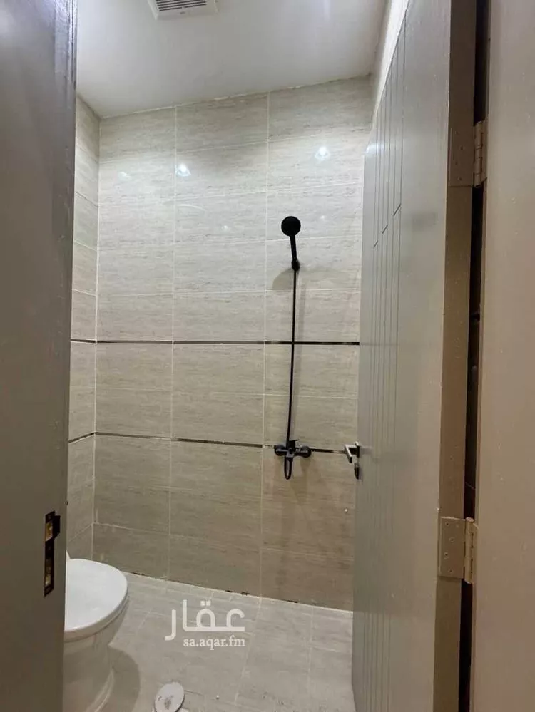 دور للبيع في شارع رفحاء, حي طيبة, مدينة الرياض, منطقة الرياض 9