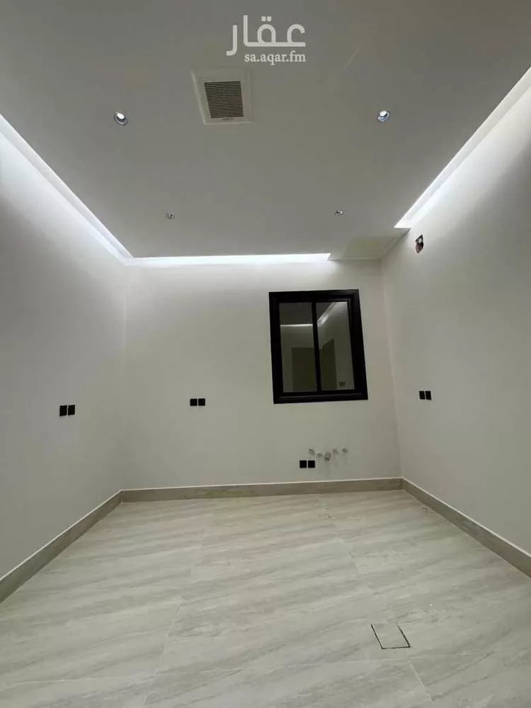 Floor for Sale in Riyadh Dirab 7