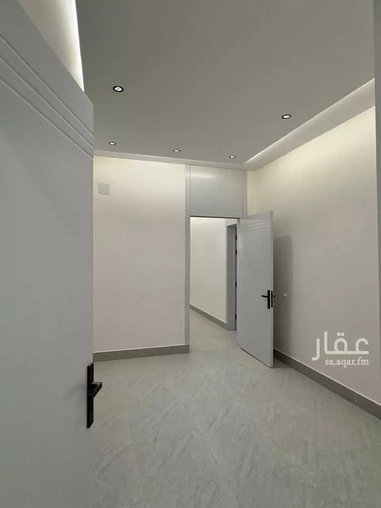 Floor for Sale in Riyadh Badr 9