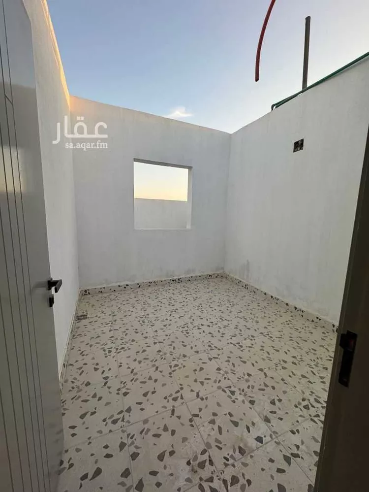 دور للبيع في شارع رفحاء, حي طيبة, مدينة الرياض, منطقة الرياض 12