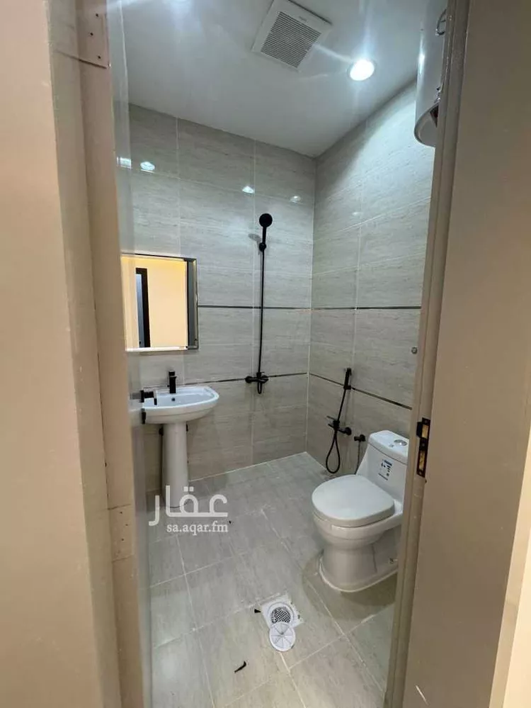 دور للبيع في شارع رفحاء, حي طيبة, مدينة الرياض, منطقة الرياض 19