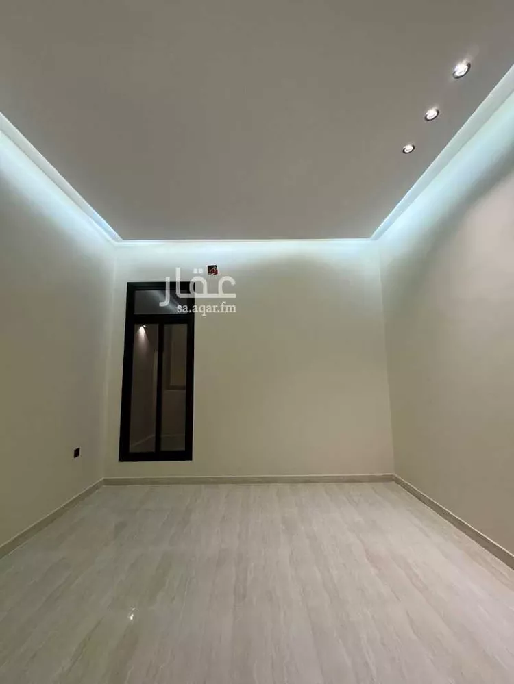 Floor for Sale in Riyadh Dirab 10