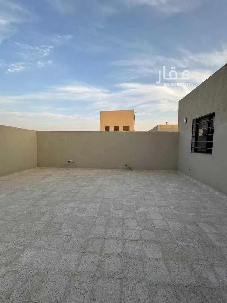 دور للبيع في شارع محمد الديناري, حي بدر, مدينة الرياض, منطقة الرياض 23