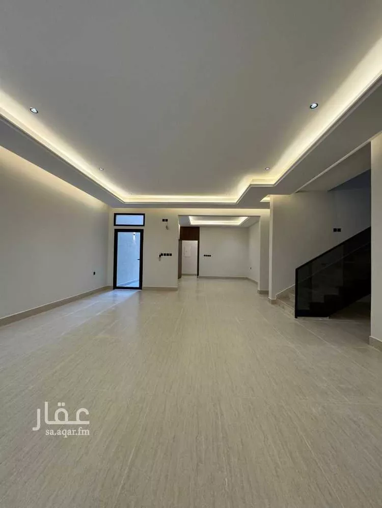 Floor for Sale in Riyadh Dirab 11