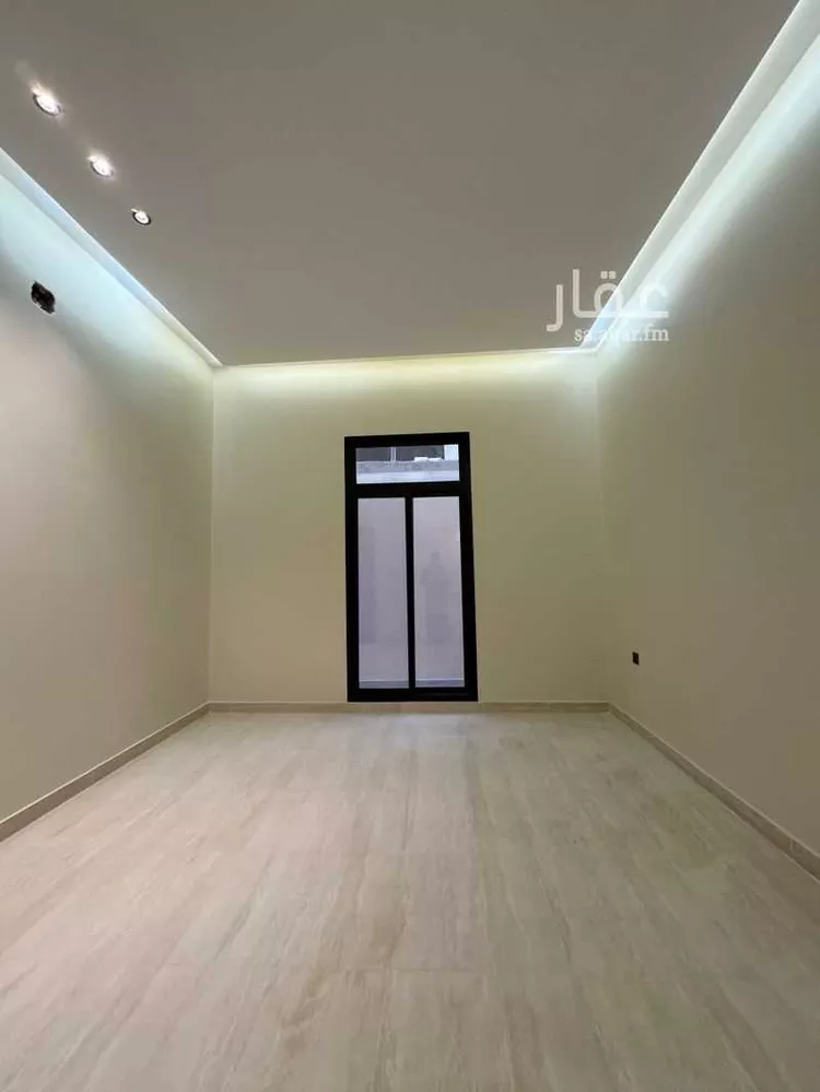 Floor for Sale in Riyadh Dirab 11