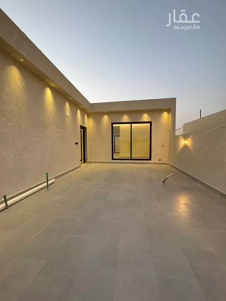 دور للبيع في شارع الحريق, حي ديراب, مدينة الرياض, منطقة الرياض 23