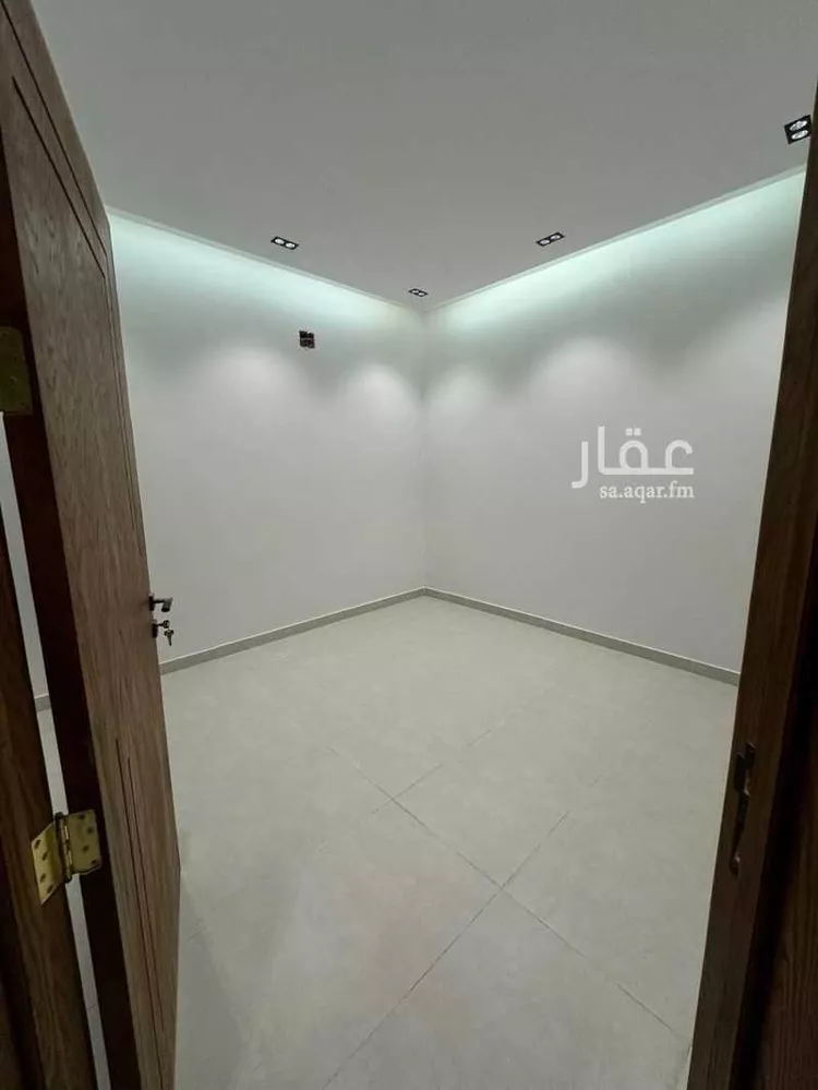 دور للبيع في شارع أبي القاسم بن مكي, حي طيبة, مدينة الرياض, منطقة الرياض 10