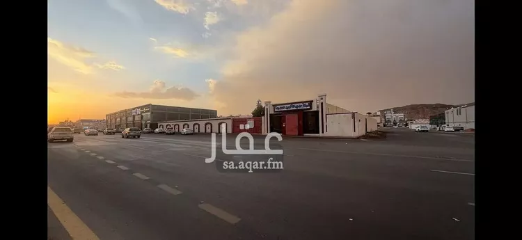 محل للبيع في شارع  البخاري, حي الدفاع, مدينة المدينة المنورة, منطقة المدينة المنورة صورة 3