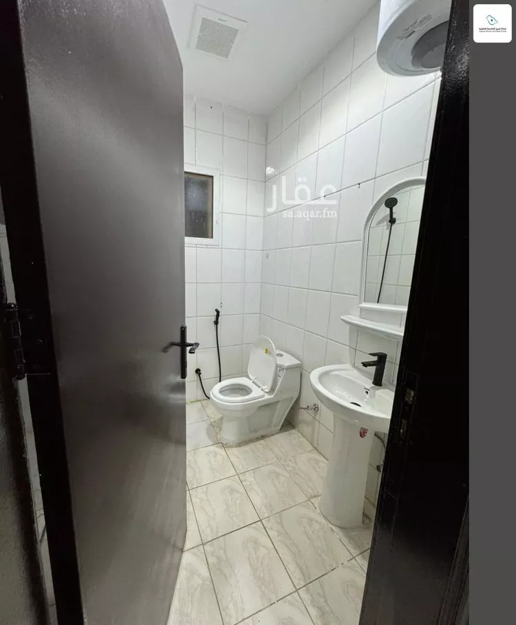 شقة للإيجار في شارع ابي بكر الصديق الفرعي, حي المصيف, مدينة الرياض, منطقة الرياض صورة 4