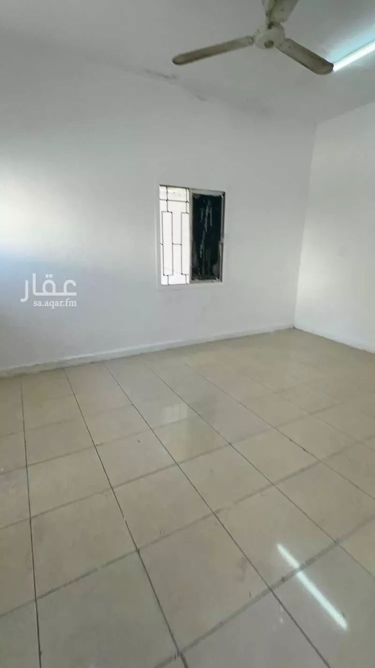 عمارة للإيجار في شارع عسير, حي الثقبة, مدينة الخبر, المنطقة الشرقية