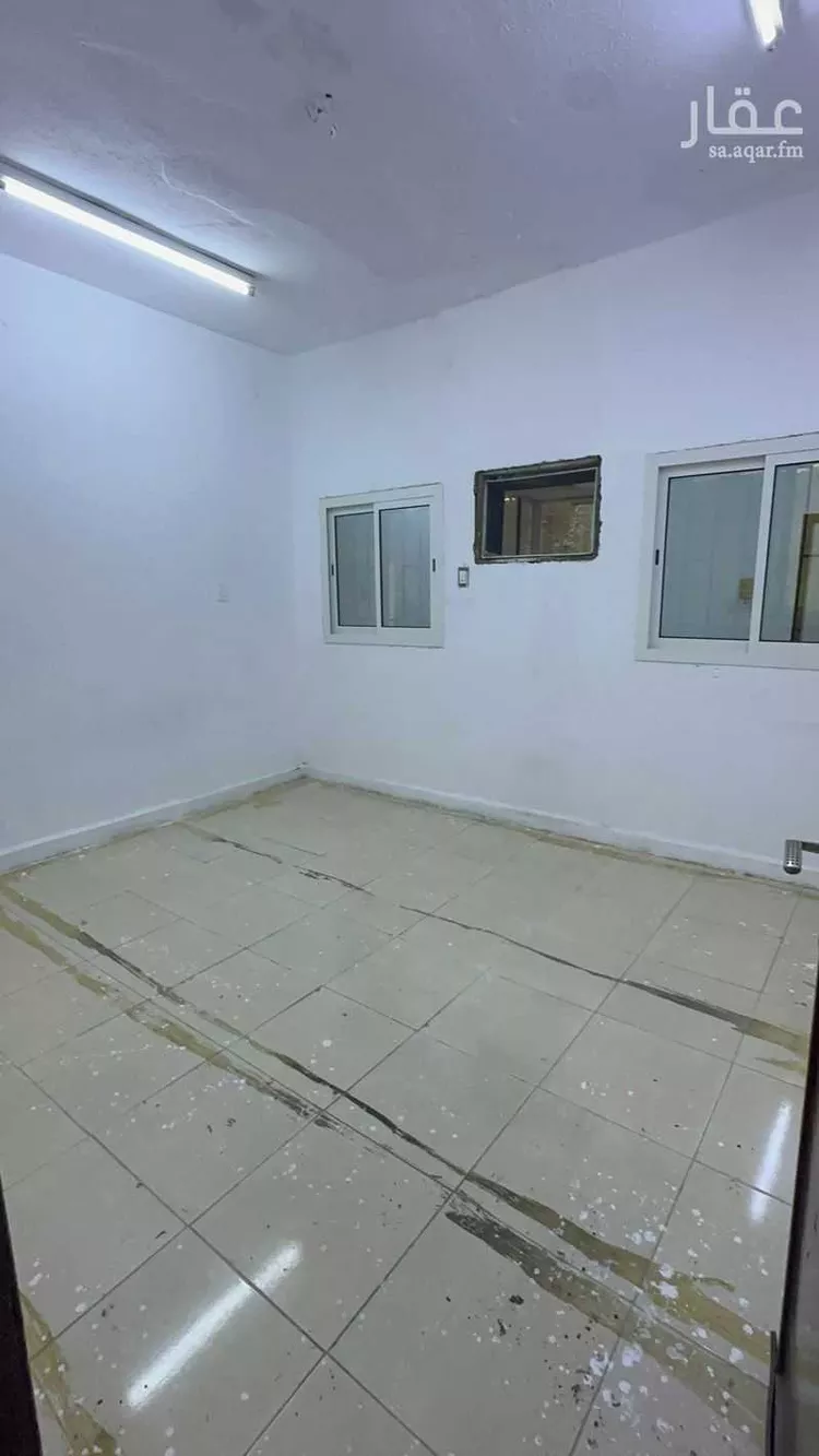 عمارة للإيجار في شارع عسير, حي الثقبة, مدينة الخبر, المنطقة الشرقية صورة 3