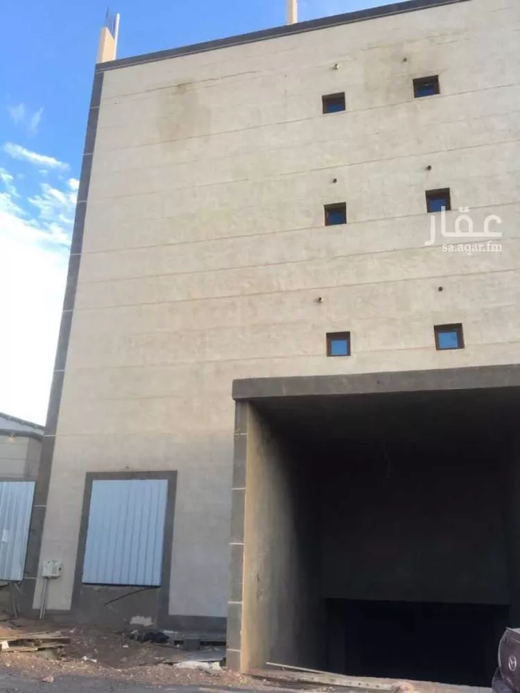 عمارة للبيع في شارع الخضر ، حي الشفا ، طريف‎ ، طريف صورة 2