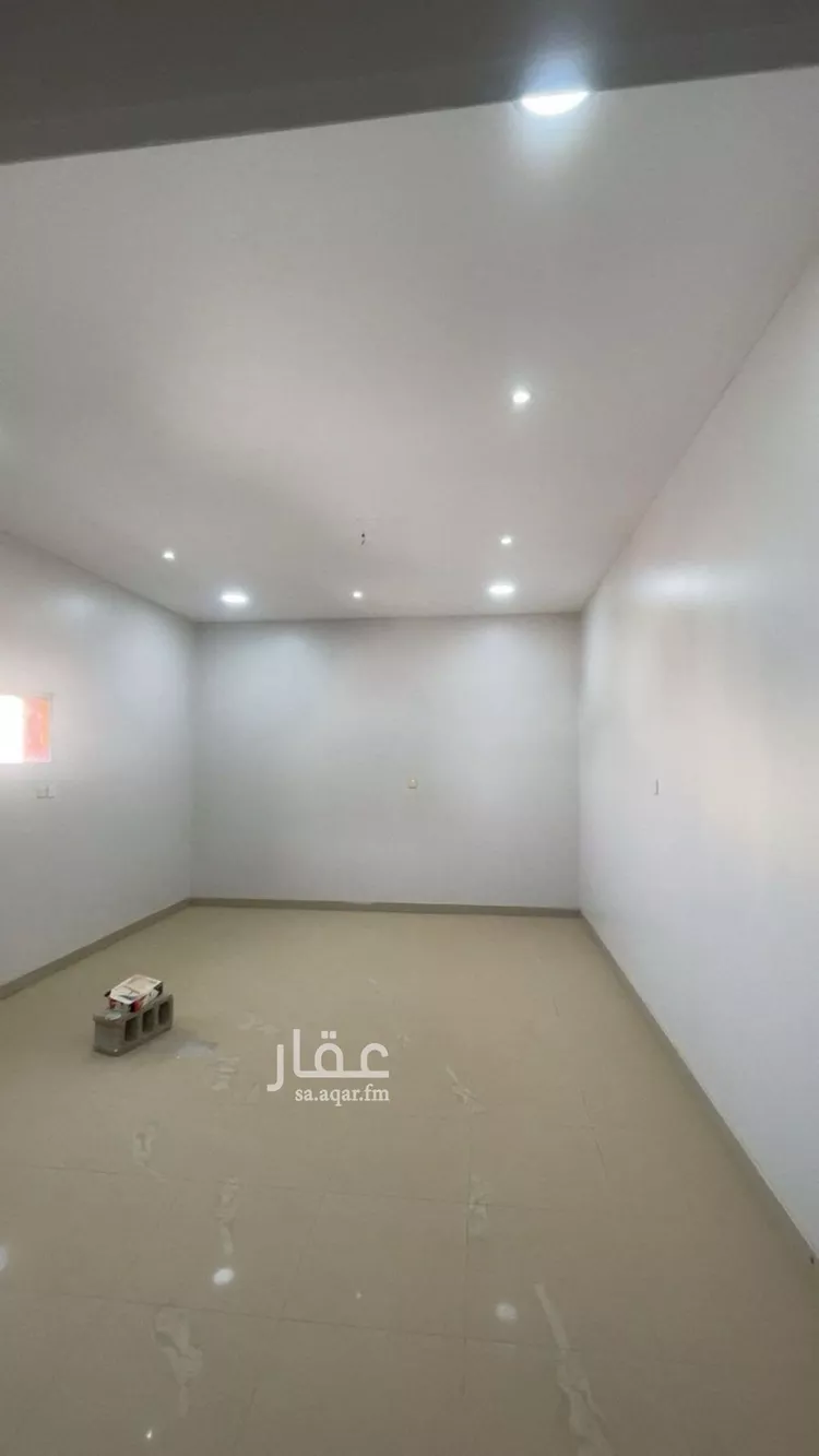 شقة للإيجار في شارع أحمد العامري, حي عين نجم, مدينة الاحساء, المنطقة الشرقية صورة 2