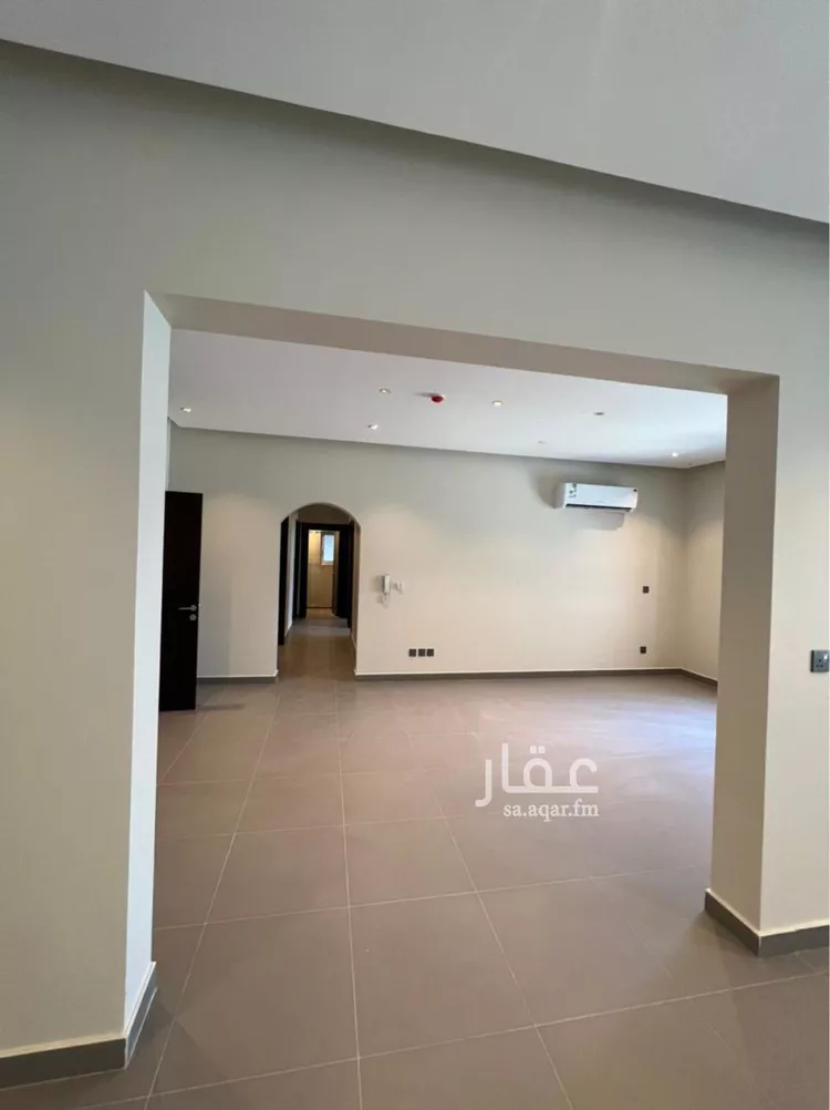 شقة للإيجار في شارع الفيروز ابادي, حي البندرية, مدينة الخبر, المنطقة الشرقية صورة 2