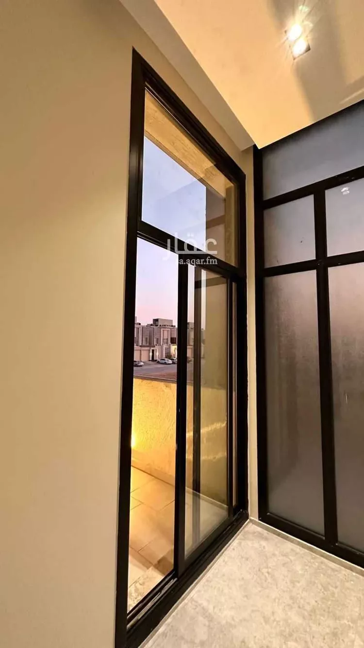 دور للبيع في شارع الجارود السلمي, حي عكاظ, مدينة الرياض, منطقة الرياض صورة 5