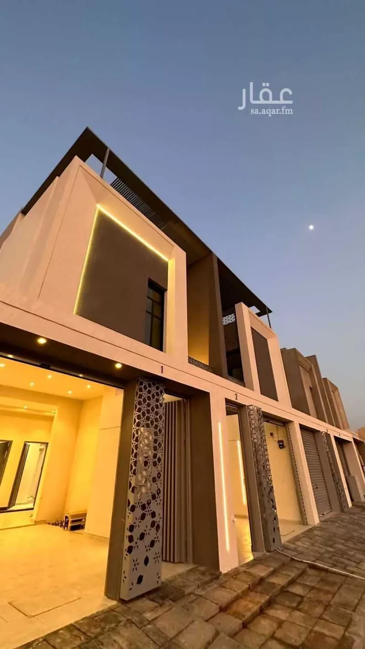 دور للبيع في شارع الجارود السلمي, حي عكاظ, مدينة الرياض, منطقة الرياض