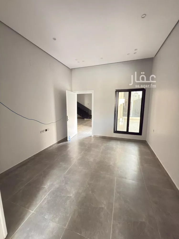 فيلا للبيع في شارع ابن الصاحب, حي الورود, مدينة الخرج, منطقة الرياض صورة 4