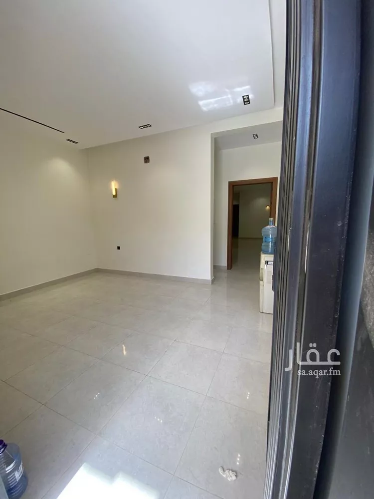 دور للبيع في شارع أبي الحسين الرضي, حي طويق, مدينة الرياض, منطقة الرياض صورة 5