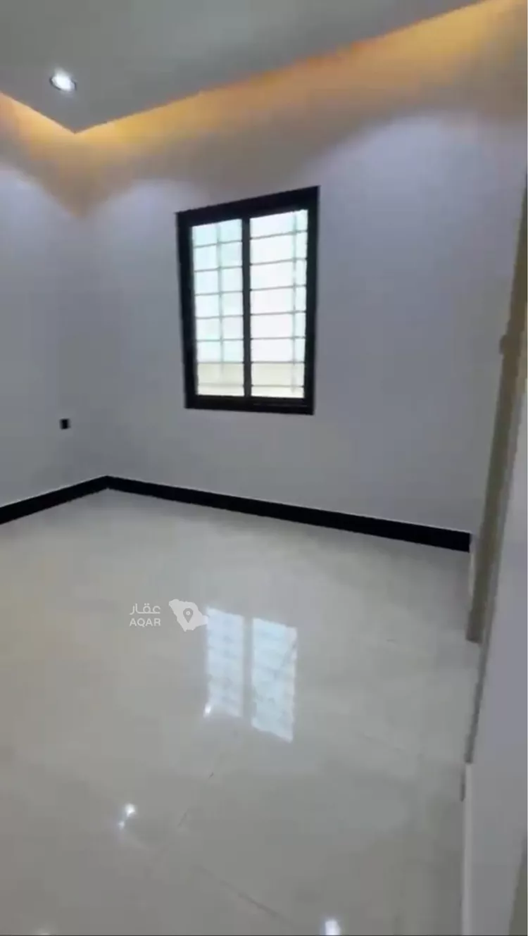 فيلا للبيع في شارع ابي المكارم بن مفرج, حي عكاظ, مدينة الرياض, منطقة الرياض 8