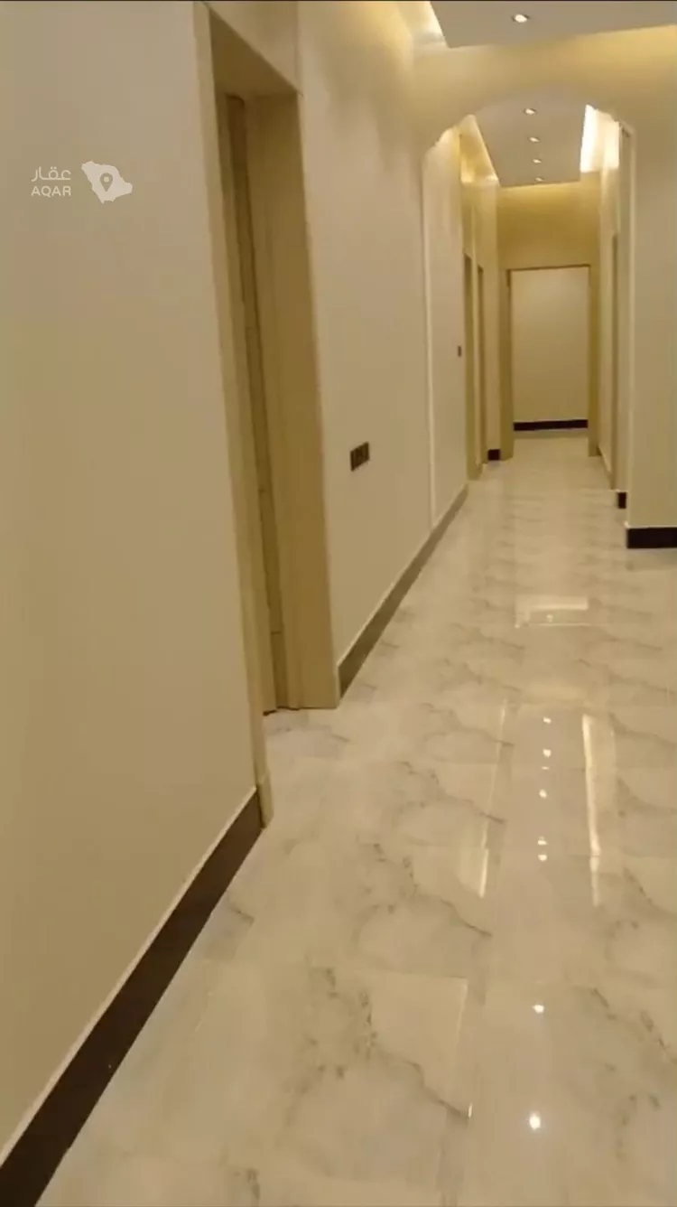 Floor for Sale in Riyadh Dahiat Namar 8