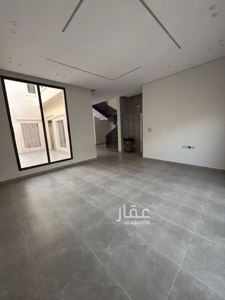 فيلا للبيع في شارع ابن الصاحب, حي الورود, مدينة الخرج, منطقة الرياض صورة 4