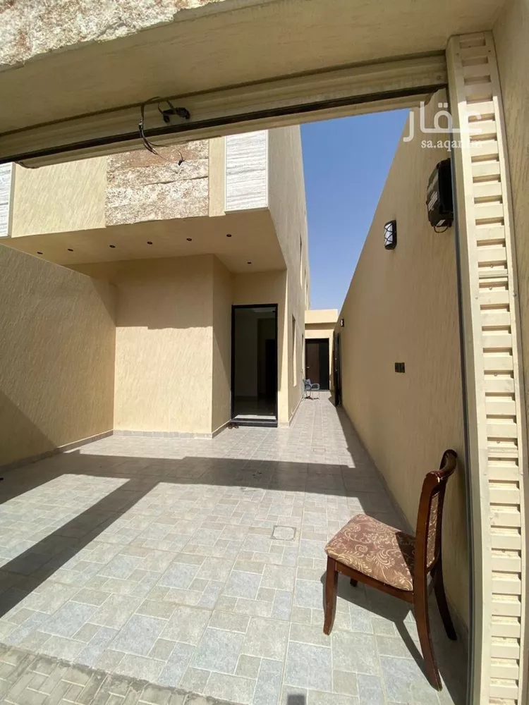 دور للبيع في شارع أبي الحسين الرضي, حي طويق, مدينة الرياض, منطقة الرياض صورة 2