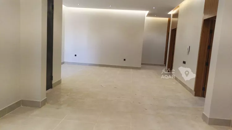 Floor for Sale in Riyadh Badr 4