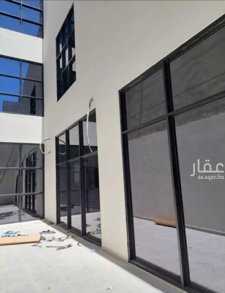 فيلا للبيع في شارع شعيب بن سليم البصري, حي الملك فهد, مدينة المدينة المنورة, منطقة المدينة المنورة صورة 3