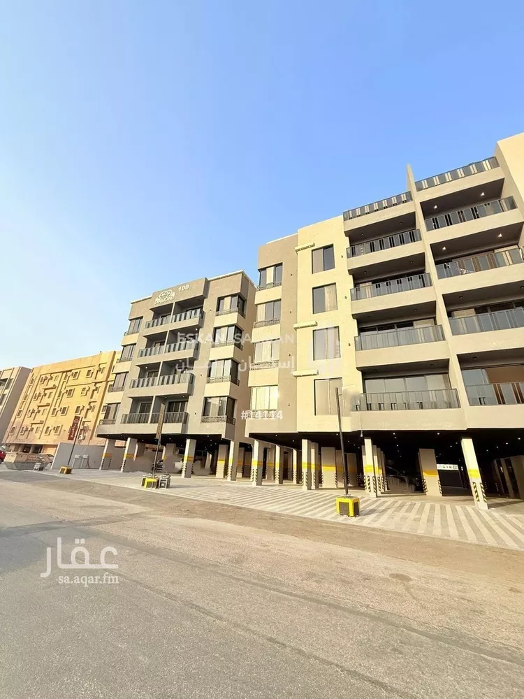 شقة للبيع في شارع القرية العليا, حي الحمراء, مدينة الخبر, المنطقة الشرقية
