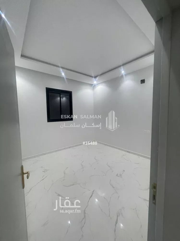 فيلا للبيع في شارع عمر الصفار, حي المرجان, مدينة الرياض, منطقة الرياض صورة 2
