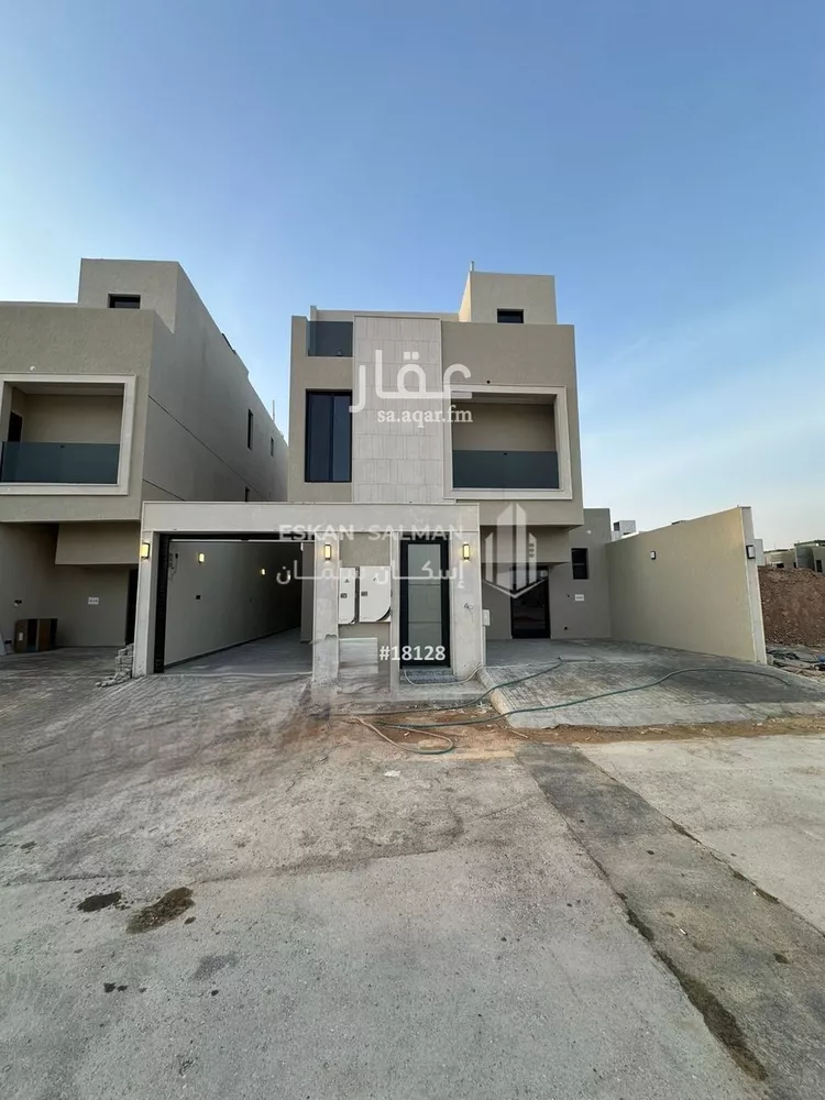 دور للبيع في شارع محمد بن بشر, حي الرمال, مدينة الرياض, منطقة الرياض