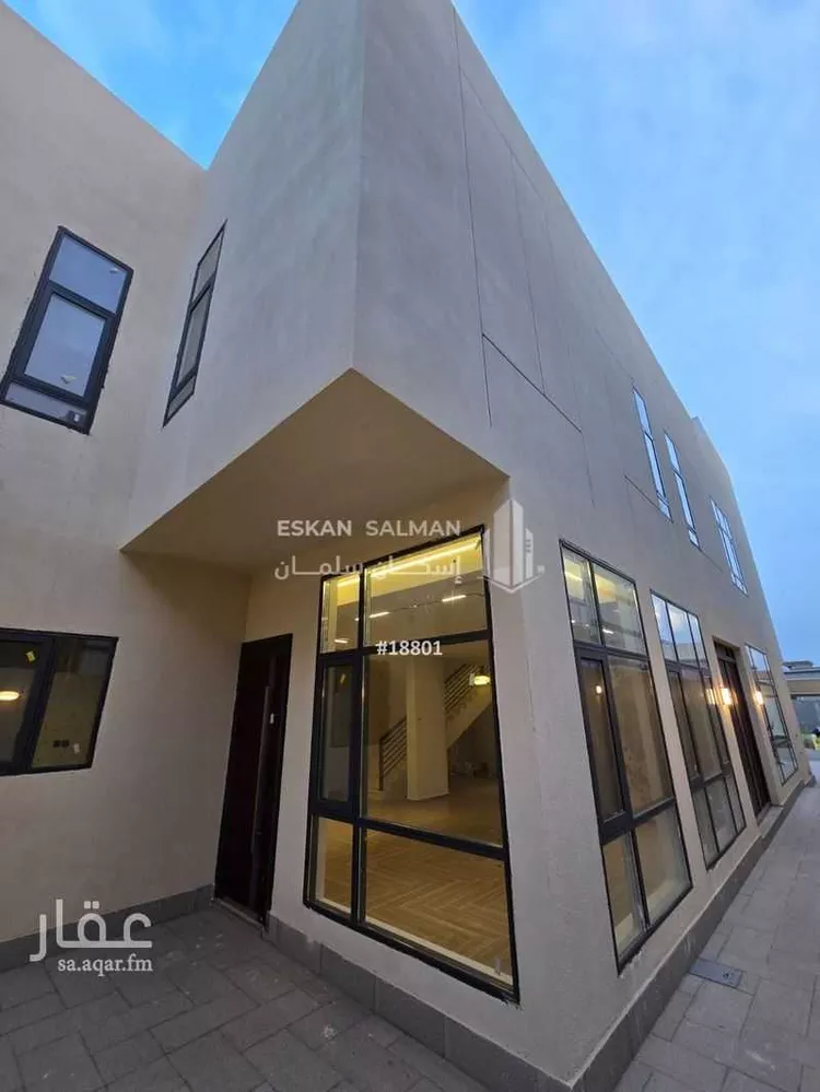 فيلا للبيع في شارع المروج 28, حي المروج, مدينة صامطة, منطقة جازان صورة 3