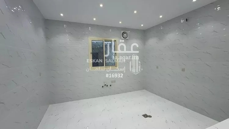 شقة للبيع في شارع ابي الندى, حي الحلقة الغربية, مدينة الطائف, منطقة مكة المكرمة صورة 2