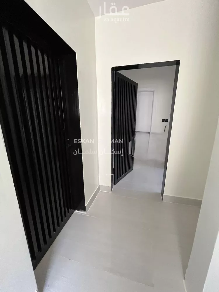 شقة للبيع في شارع الميناء, حي الندوة, مدينة الرياض, منطقة الرياض صورة 2