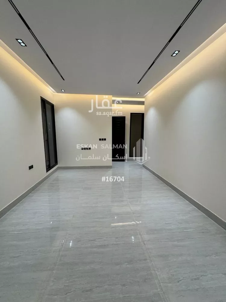 دور للبيع في شارع رقم 7, حي الندوة, مدينة الرياض, منطقة الرياض صورة 3