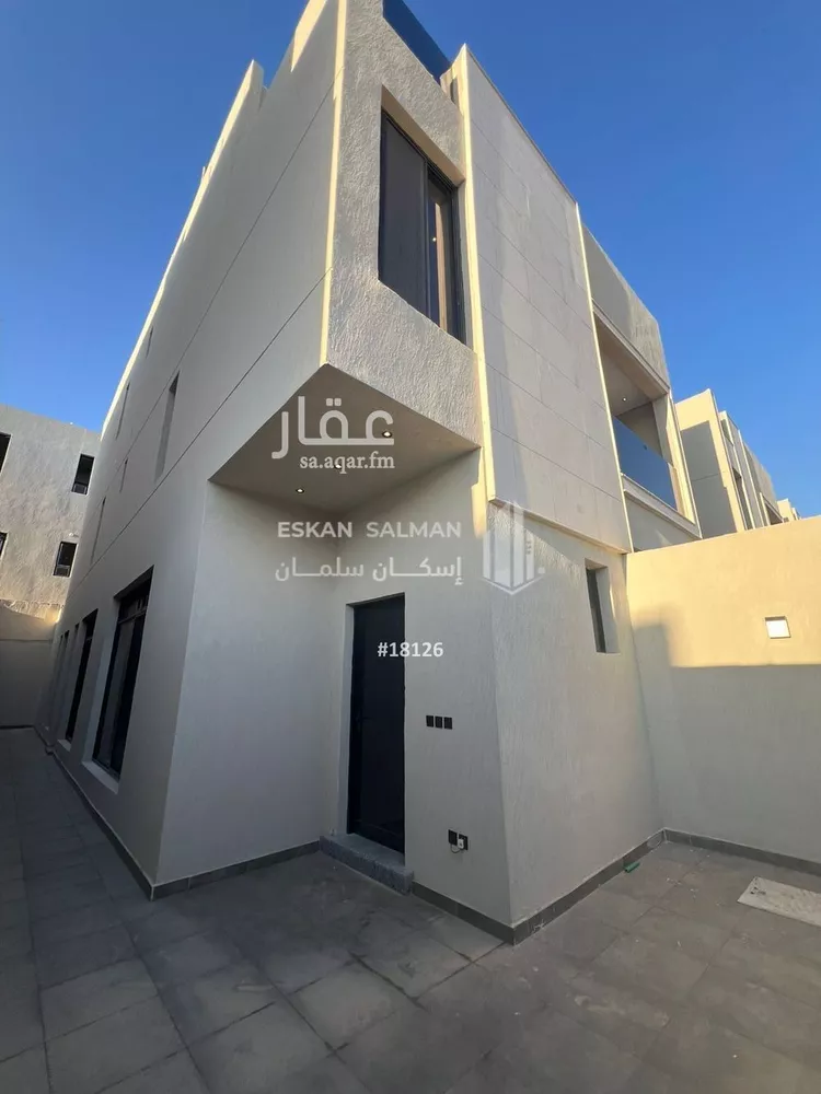 دور للبيع في شارع أبي جعفر عبدالوهاب, حي الرمال, مدينة الرياض, منطقة الرياض صورة 3