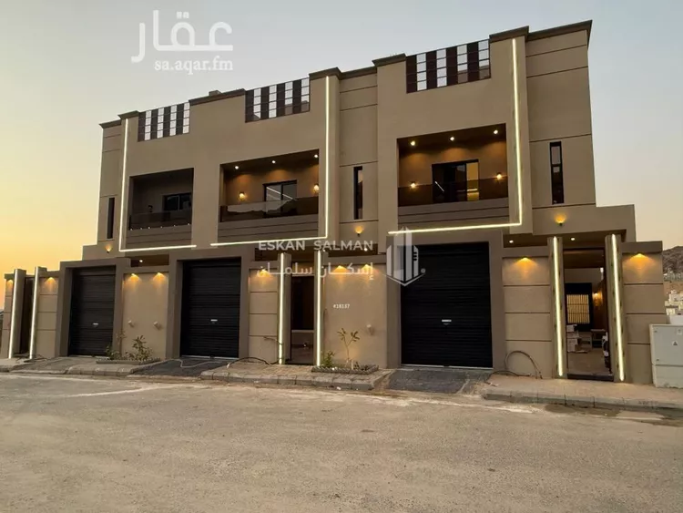 فيلا للبيع في شارع عبد الله بن مسعود, حي القشاشية الجديد, مدينة مكة المكرمة, منطقة مكة المكرمة