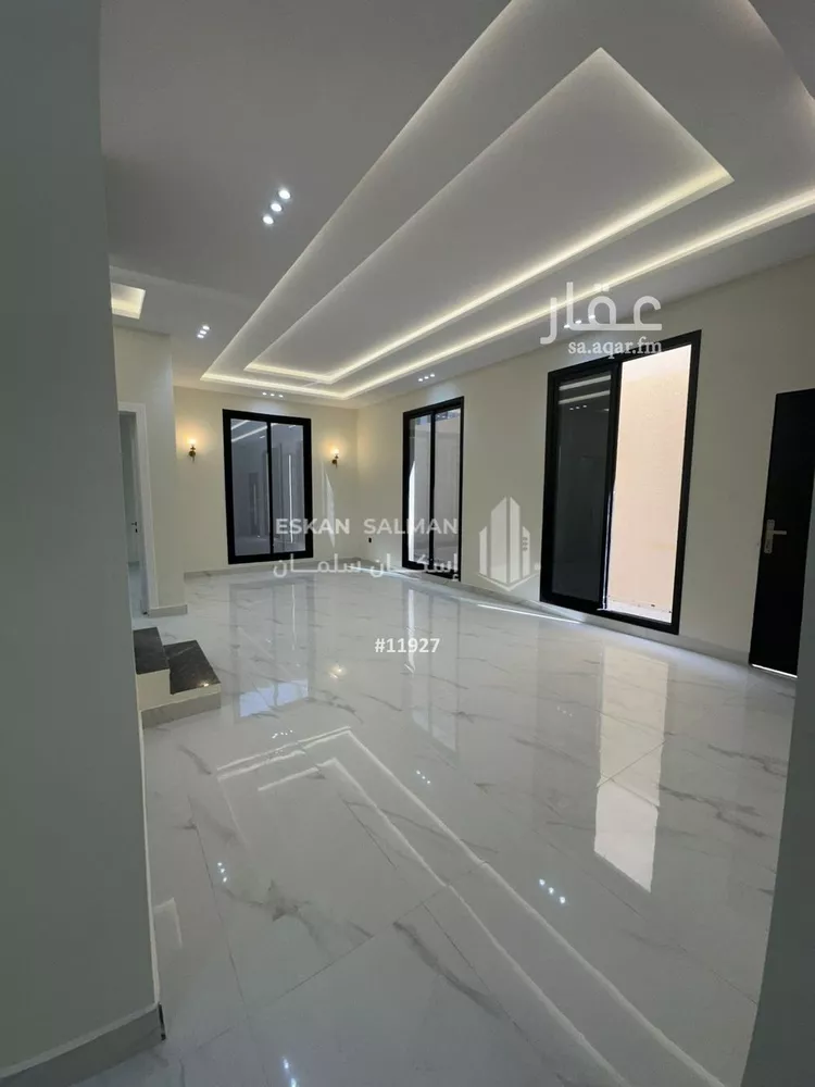 فيلا للبيع في شارع عمر ابن حبيب, حي الجنادرية, مدينة الرياض, منطقة الرياض صورة 3