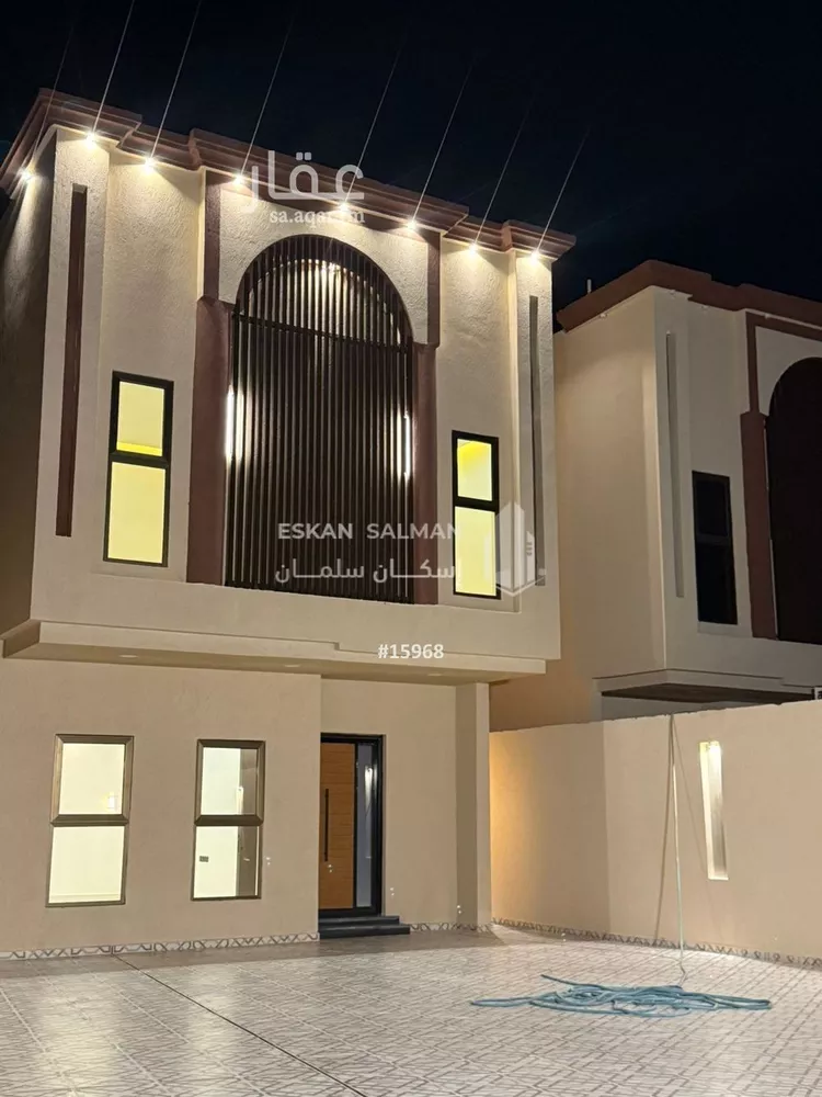 فيلا للبيع في شارع خوات بن جبير الانصاري, حي الصقور, مدينة الاحساء, المنطقة الشرقية