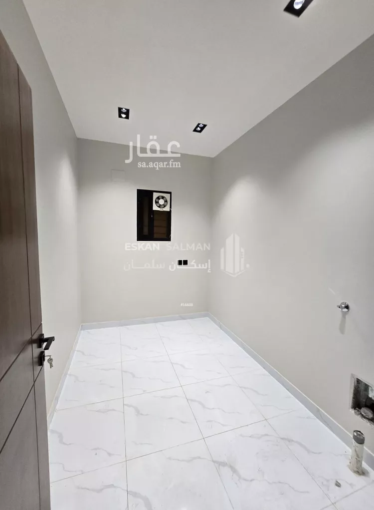 فيلا للبيع في شارع المروج 9, حي المروج, مدينة صامطة, منطقة جازان صورة 2