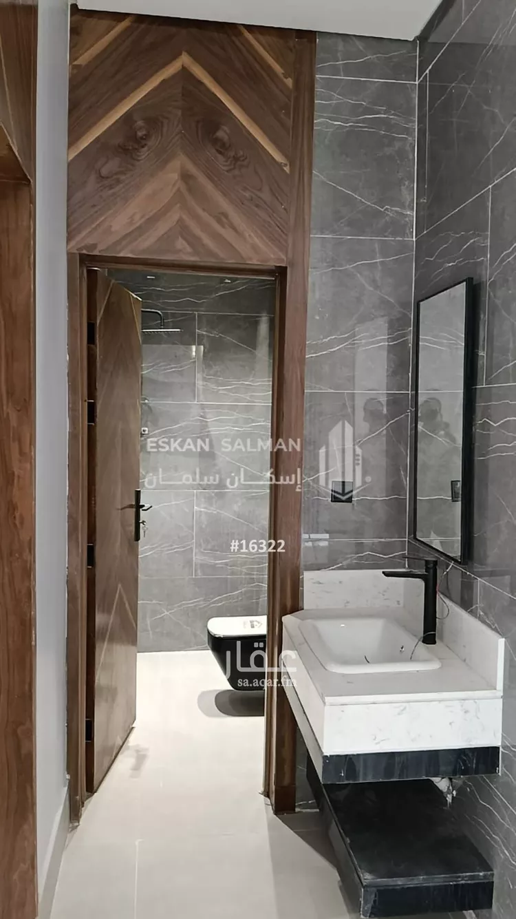 فيلا للبيع في شارع أحمد بن محمد العيالي, حي عكاظ, مدينة الرياض, منطقة الرياض صورة 5