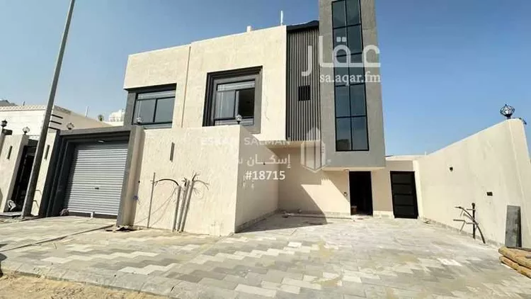 دور للبيع في شارع بطحاء, حي ضاحية الملك فهد, مدينة الدمام, المنطقة الشرقية