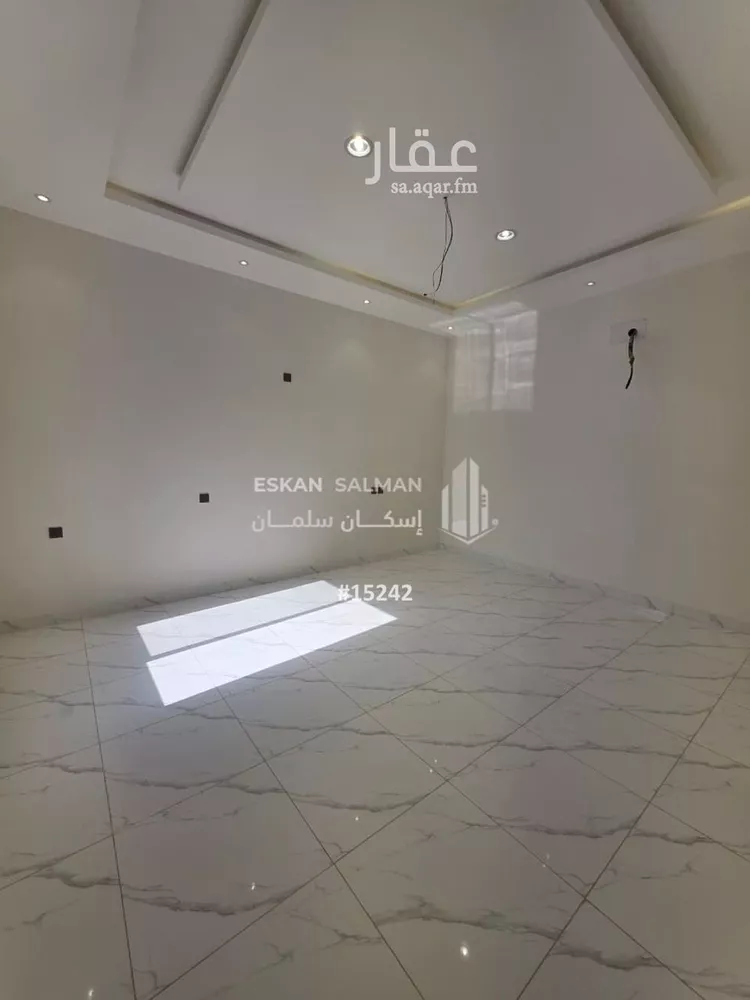 فيلا للبيع في شارع شعب الحذر, حي الغدير, مدينة ابها, منطقة عسير صورة 3