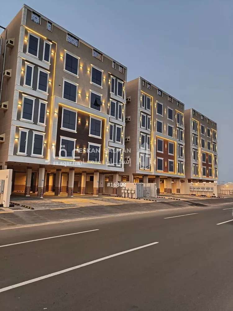 شقة للبيع في شارع نصر الله الدينوري, حي السويس 1, مدينة جازان, منطقة جازان صورة 5