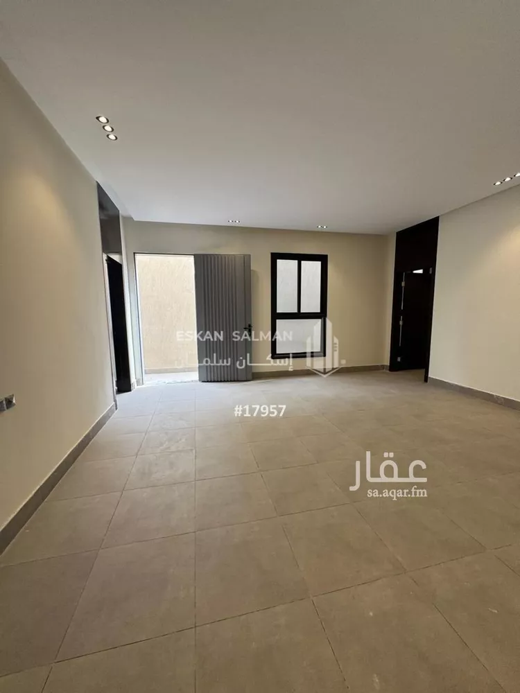فيلا للبيع في شارع إبراهيم المروزي, حي بدر, مدينة الرياض, منطقة الرياض صورة 2