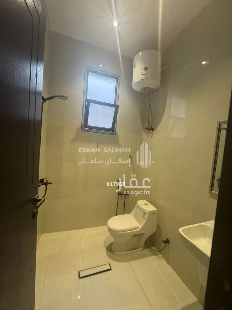 دور للبيع في شارع أحمد البسيلي, حي بدر, مدينة الرياض, منطقة الرياض صورة 2