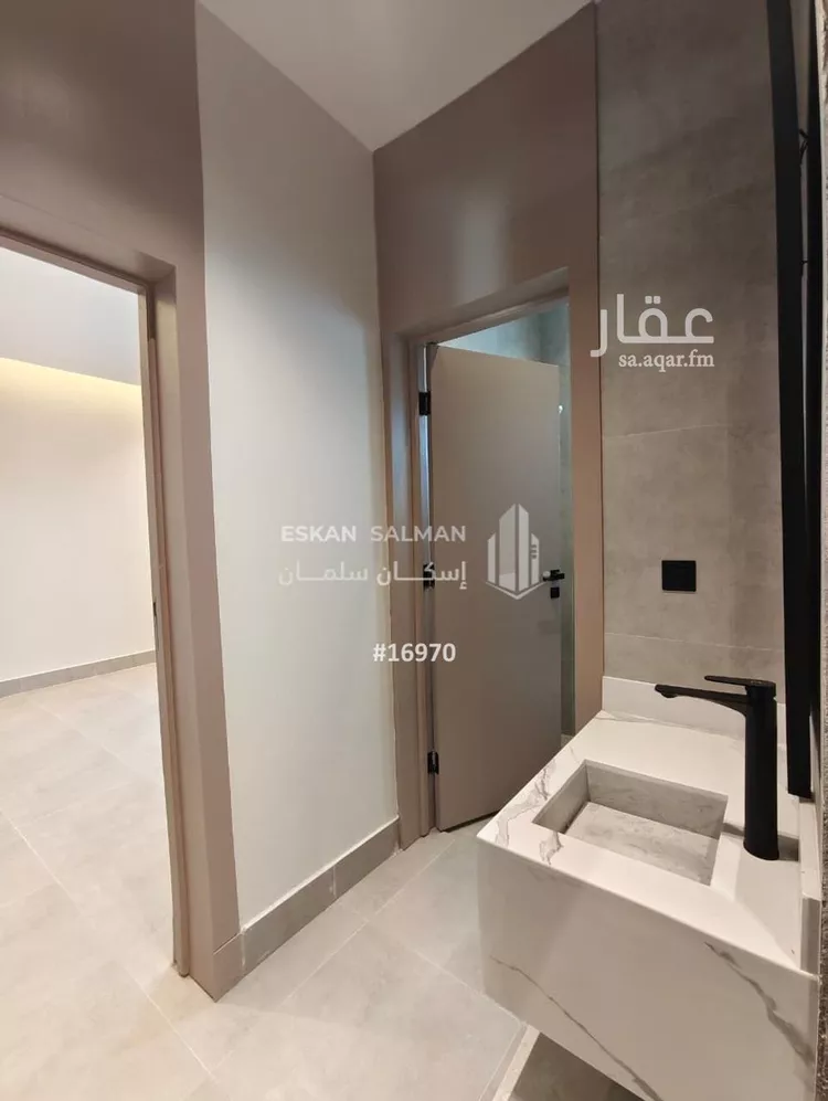 دور للبيع في حي عكاظ, مدينة الرياض, منطقة الرياض صورة 2