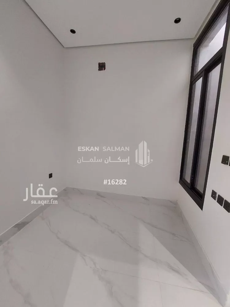 فيلا للبيع في شارع حسين سرحان, حي العوالي, مدينة الرياض, منطقة الرياض صورة 5