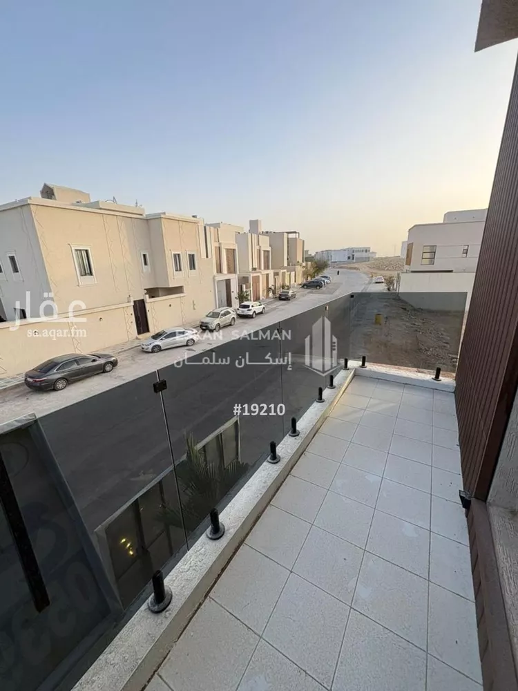 فيلا للبيع في شارع شارع يوسف الجد, حي المهدية, مدينة الرياض, منطقة الرياض 10