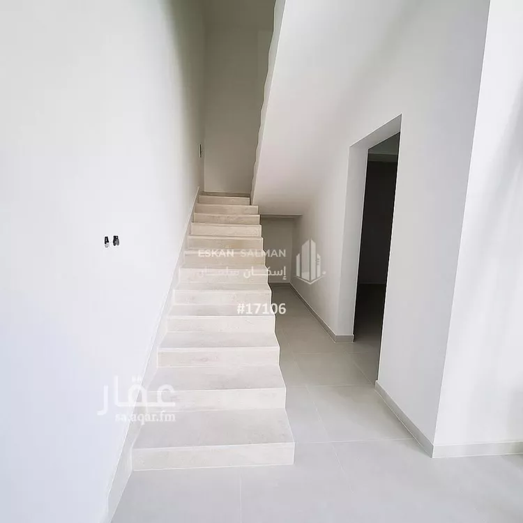 فيلا للبيع في شارع ابن حزم الانصاري, حي ضاحية الملك فهد, مدينة الدمام, المنطقة الشرقية صورة 2